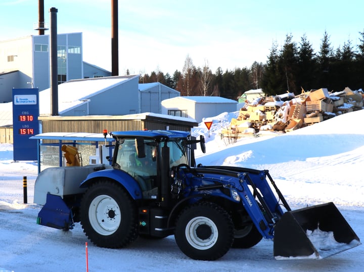 AgritekMetaanitraktori02b-1