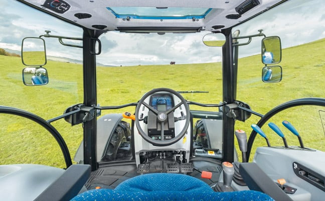 new-holland-traktori-t4s-648-09