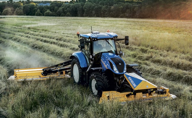 new-holland-traktori-T6180-648-1