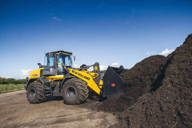 new_holland_pyorakuormaaja_648 (2)